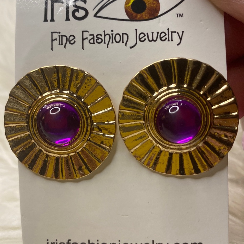 Gold tone with Purple Stone Earring